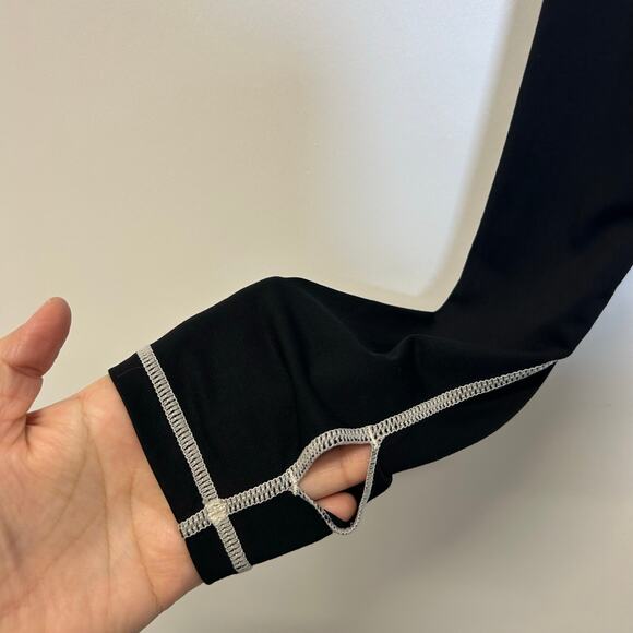 Buffbunny Top Long Sleeve Mock Neck Black Crop Top Contrast Stitching Small - Picture 5 of 5